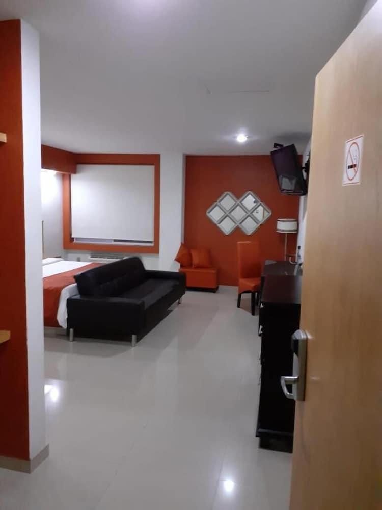 Hotel CEO Morelia Buitenkant foto
