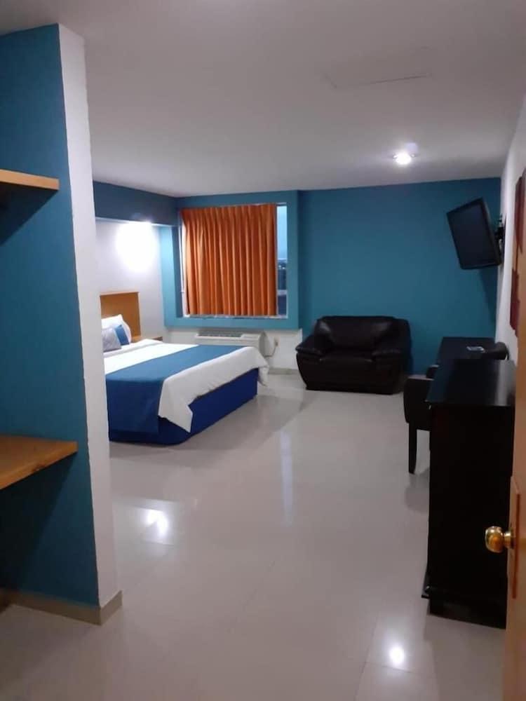 Hotel CEO Morelia Buitenkant foto